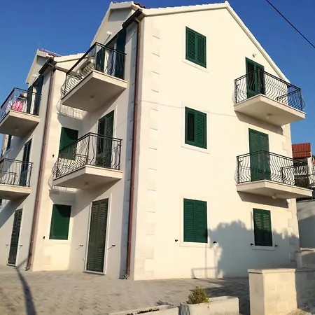 Apartment Vacation Postira